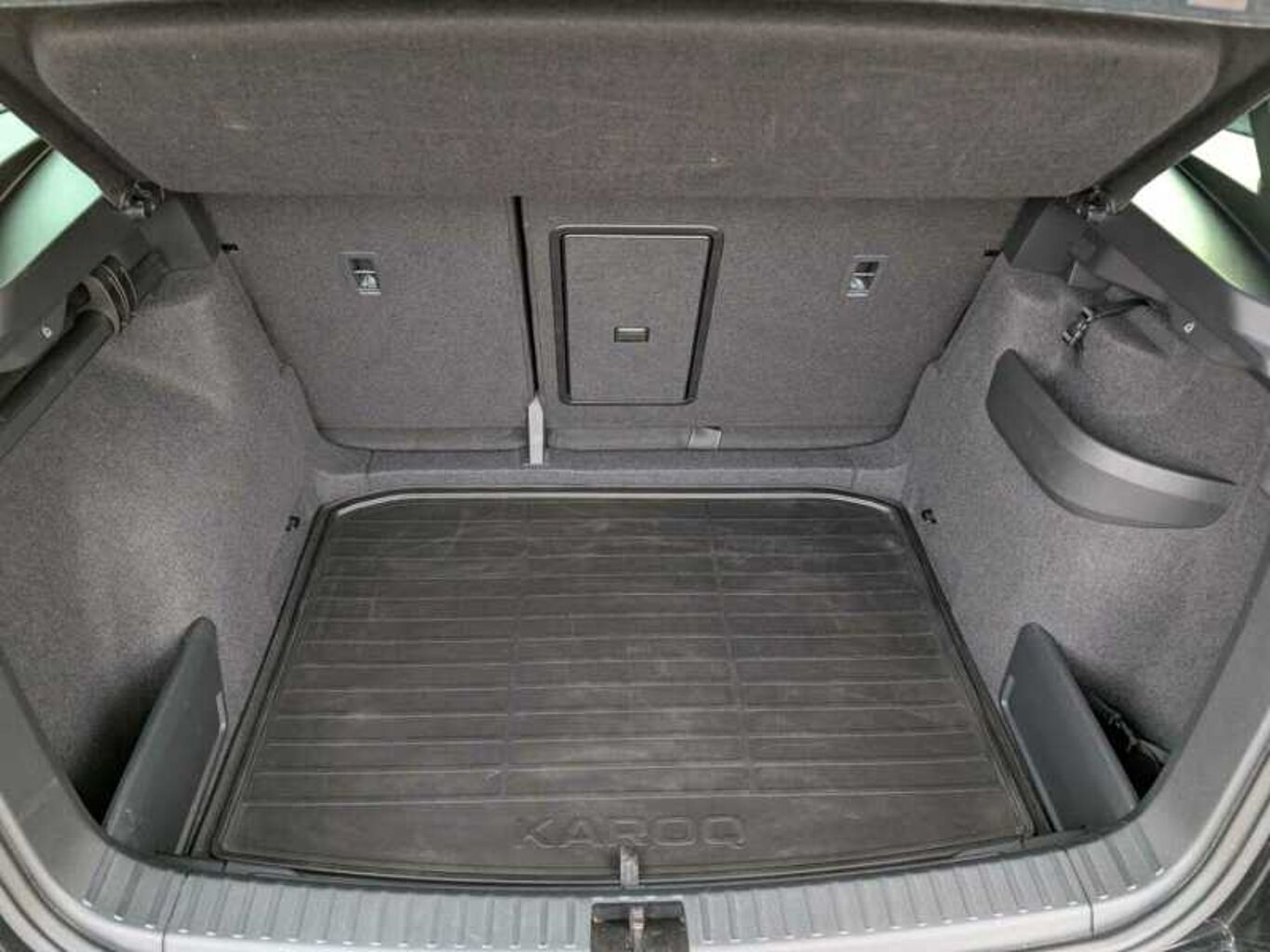 SKODA KAROQ 1.5 TSI Sportline 5dr