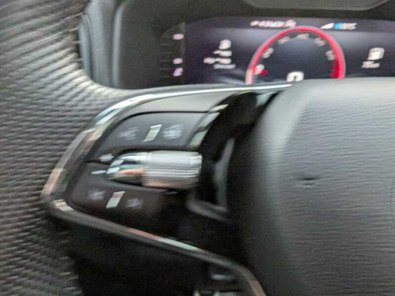 SKODA KAROQ 1.5 TSI Sportline 5dr