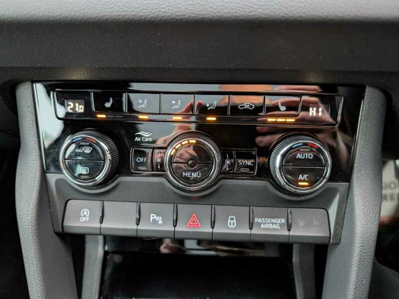 SKODA KAROQ 1.5 TSI Sportline 5dr