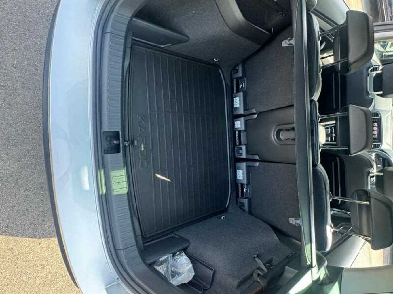 SKODA KAROQ 1.5 TSI SE L 5dr