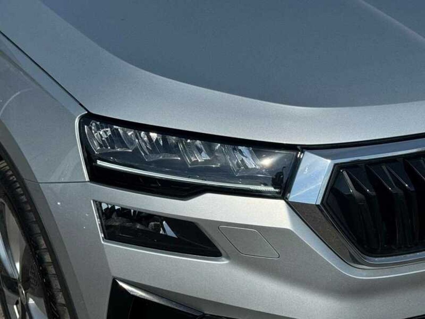 SKODA KAROQ 1.5 TSI SE L 5dr