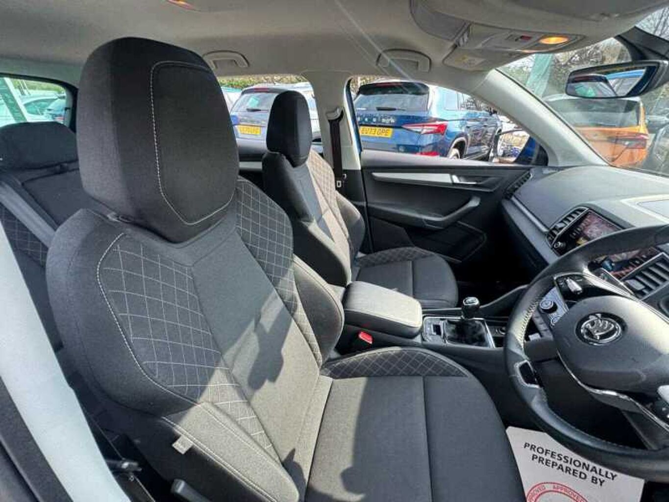 SKODA Karoq SUV 1.5 TSI (150ps) SE Technology ACT