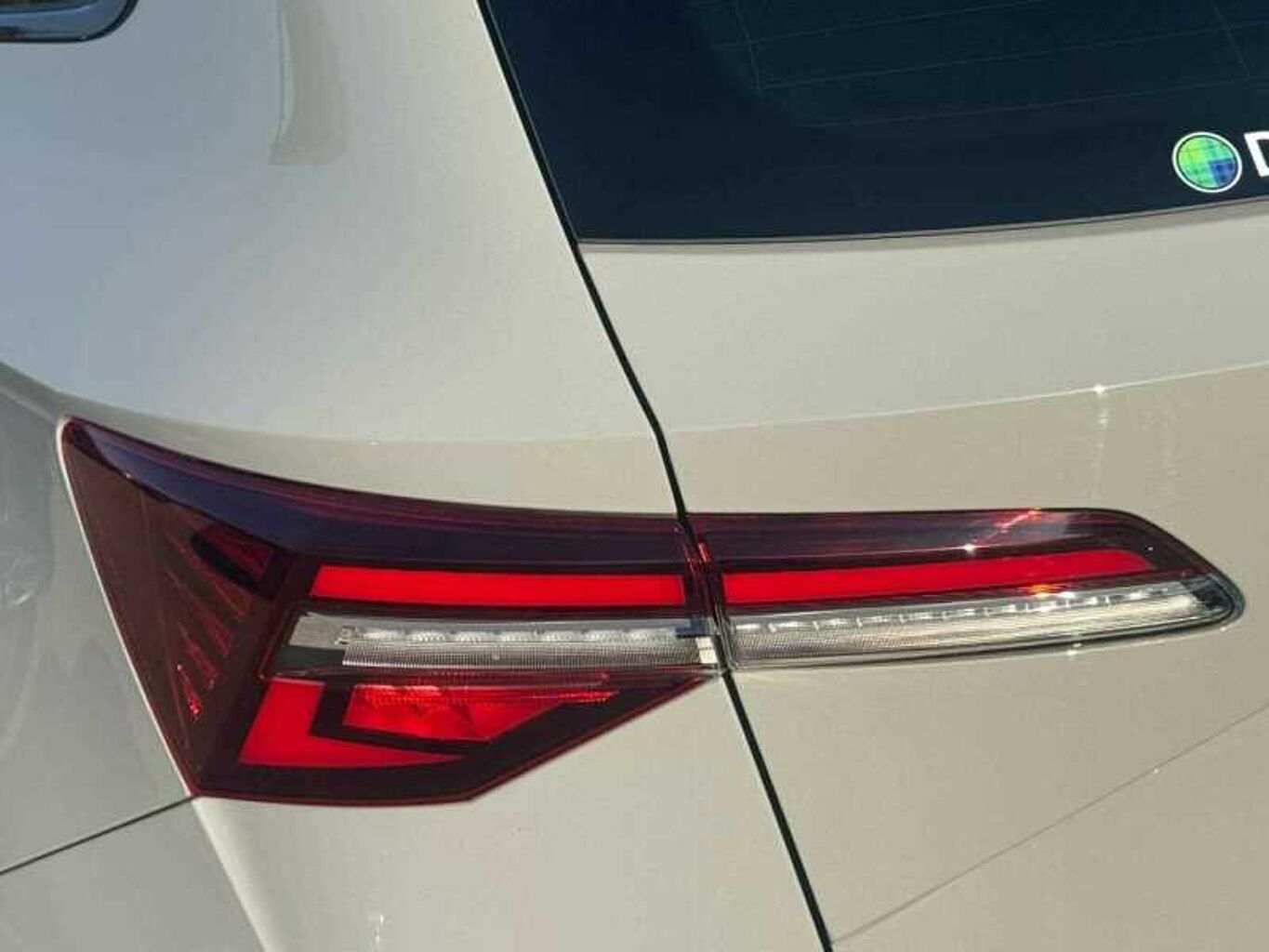 SKODA KAROQ 2.0 TDI [150] Sportline 4x4 5dr DSG