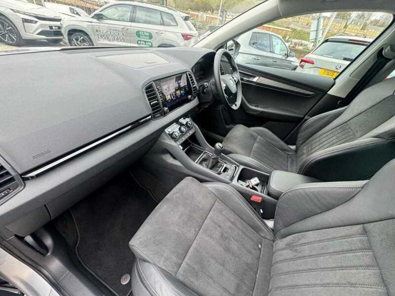 SKODA KAROQ 1.5 TSI SE L 5dr