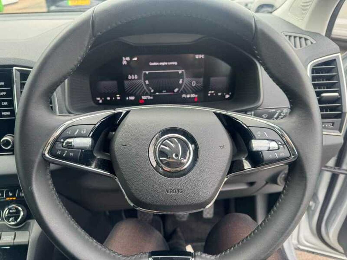 SKODA KAROQ 1.5 TSI SE L 5dr