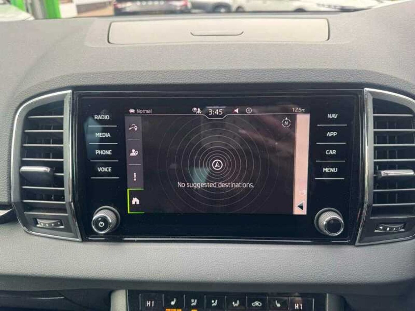 SKODA KAROQ 1.5 TSI SE L 5dr