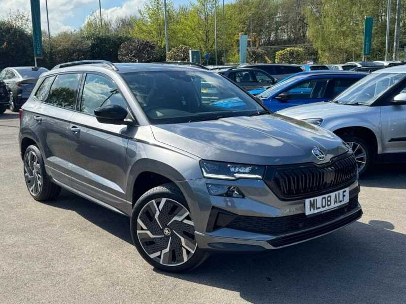SKODA Karoq SUV 2.0 TSI (190ps) 4X4 SportLine DSG