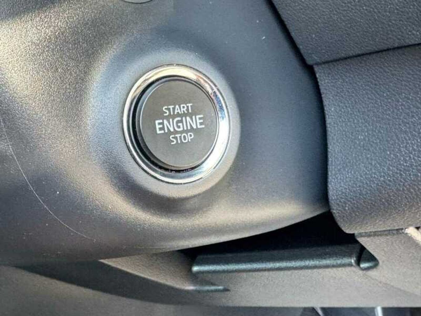 SKODA Karoq SUV 2.0 TSI (190ps) 4X4 SportLine DSG